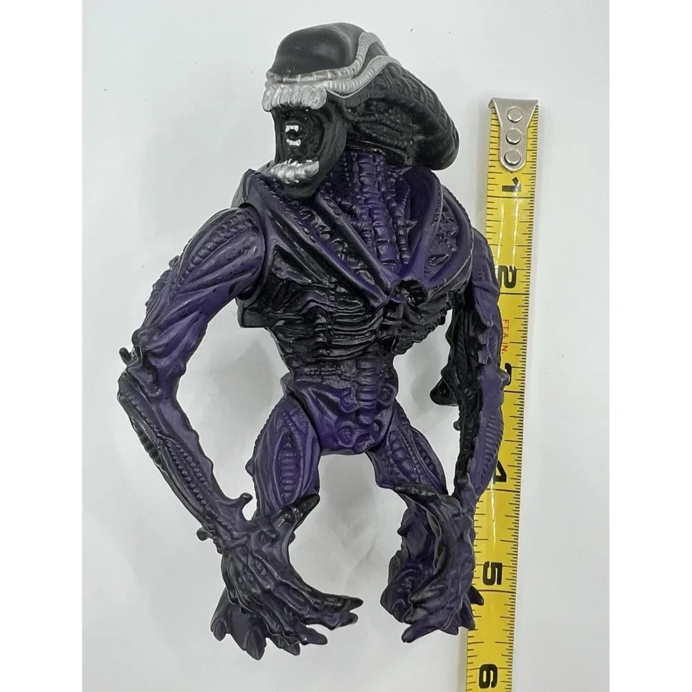 Vintage 1992 Kenner ALIENS Gorilla Alien Purple Version Action Figure Rare